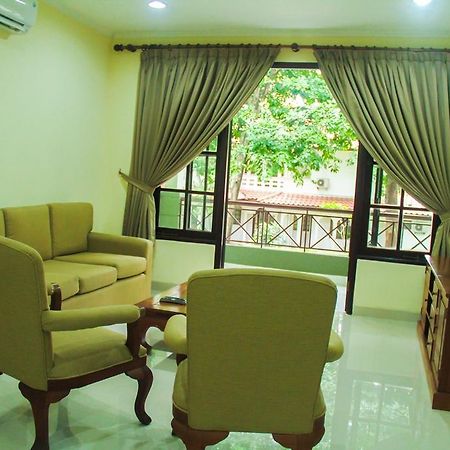 Country Woods Jakarta Aparthotel Cilandak  Eksteriør bilde